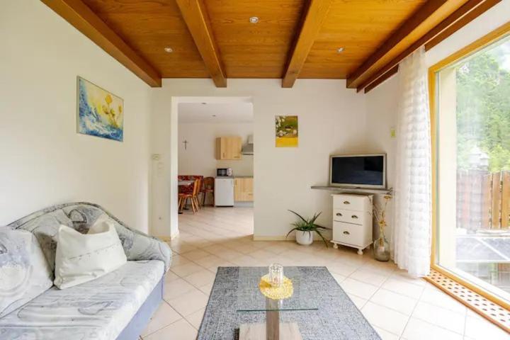 Apartment Mit 78Qm Натурно Экстерьер фото